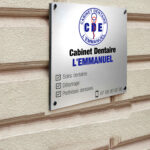 Plaque enseigne 60 x 60 cm rigide - Aluminium Dibond 3 mm